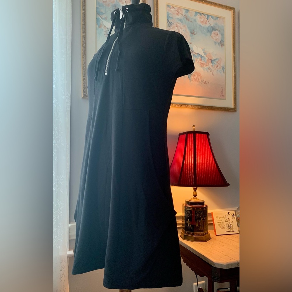 Cable & Gauge Black Sporty Short-Sleeve Mini Dress with Zippered Drawstring Neck
